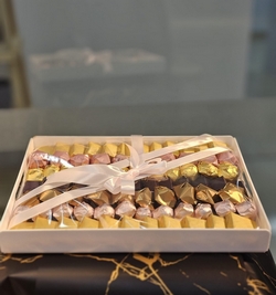 White Sweet Chocolate Tray No 108